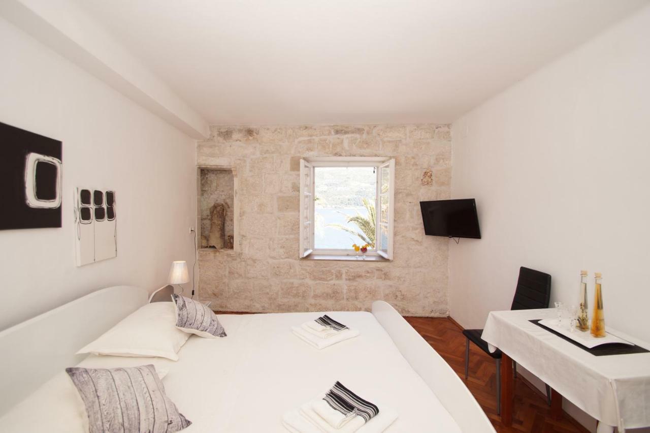 Guest House Holiday Κόρτσουλα Εξωτερικό φωτογραφία