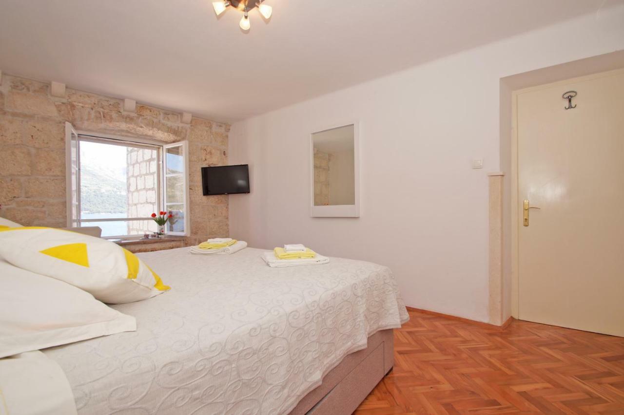 Guest House Holiday Κόρτσουλα Εξωτερικό φωτογραφία