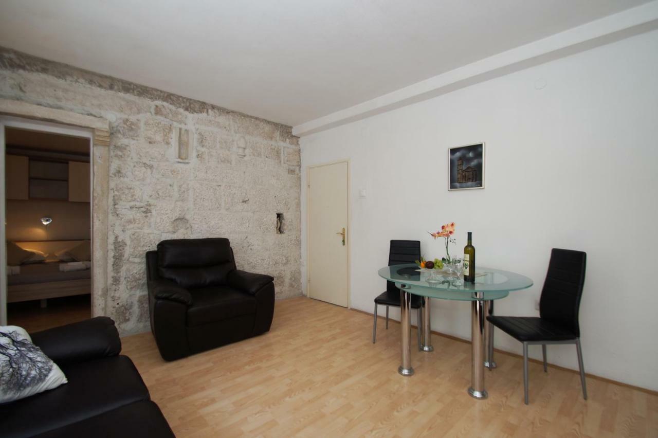 Guest House Holiday Κόρτσουλα Εξωτερικό φωτογραφία