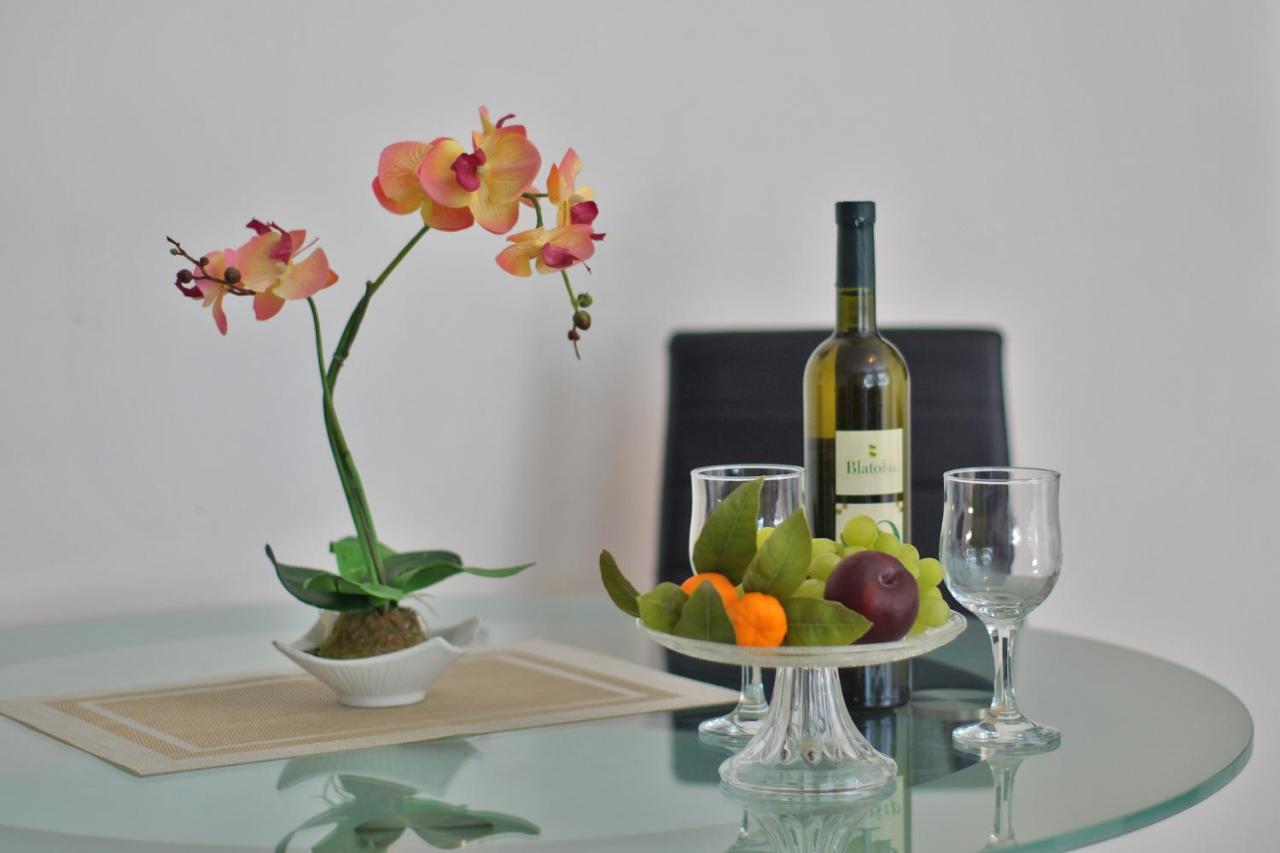 Guest House Holiday Κόρτσουλα Εξωτερικό φωτογραφία